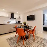 Palazzo Pisani - *
