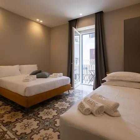 Palazzo Pisani - * باري