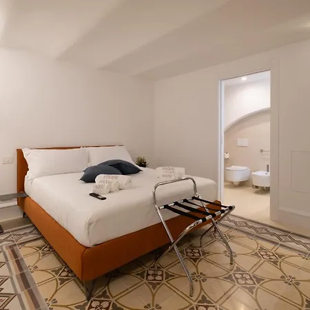 Palazzo Pisani - バーリ