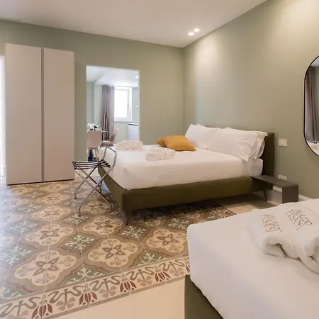 Palazzo Pisani - *