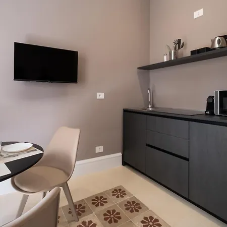 Palazzo Pisani - Bari Apartment