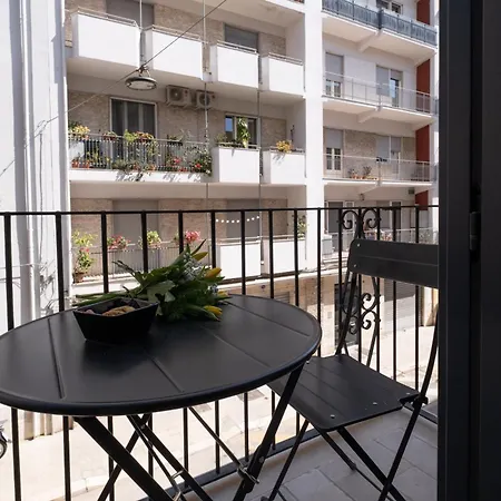 Palazzo Pisani - * 巴里