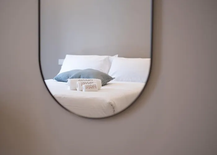 Apartament Palazzo Pisani - *